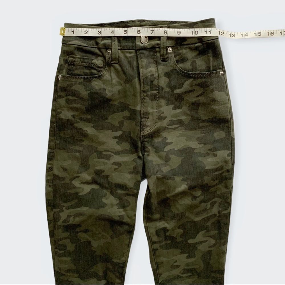 GOOD AMERICAN Good Waist Skinny Jeans! - Picture 3 of 8